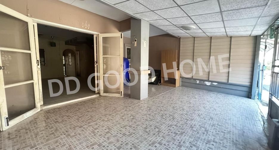For sale 3 bedrooms townhouse in Bang Yai, Nonthaburi