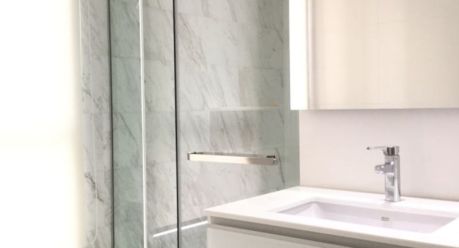 Condo en alquiler y en venta de 2 habitaciones en Watthana, Bangkok