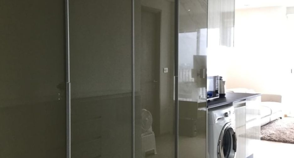 Condo en alquiler y en venta de 2 habitaciones en Watthana, Bangkok