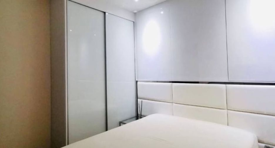 Condo en alquiler y en venta de 2 habitaciones en Watthana, Bangkok