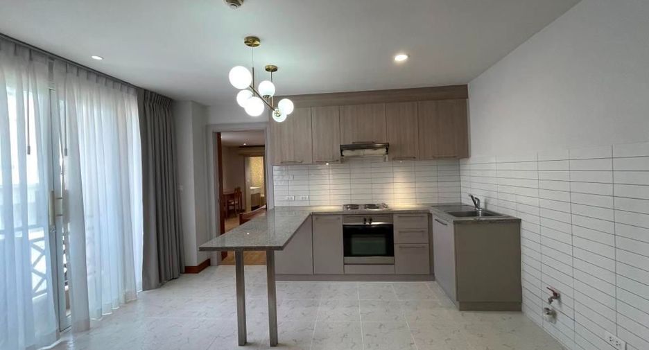 For rent 2 ベッドルーム apartment in Pathum Wan, Bangkok
