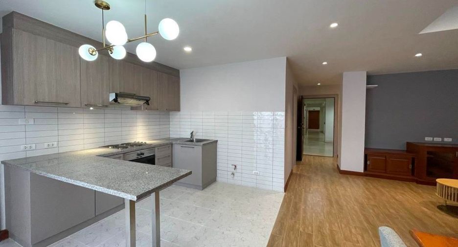 For rent 2 ベッドルーム apartment in Pathum Wan, Bangkok