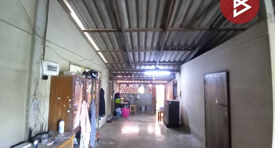 For sale 4 Beds house in Don Tum, Nakhon Pathom