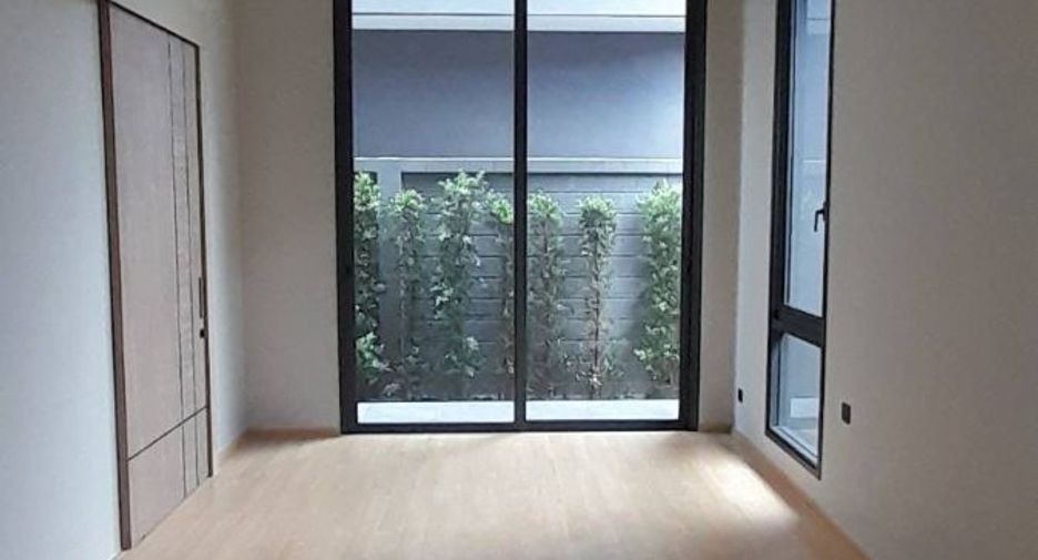 For rent and for sale 5 bedrooms house in Suan Luang, Bangkok