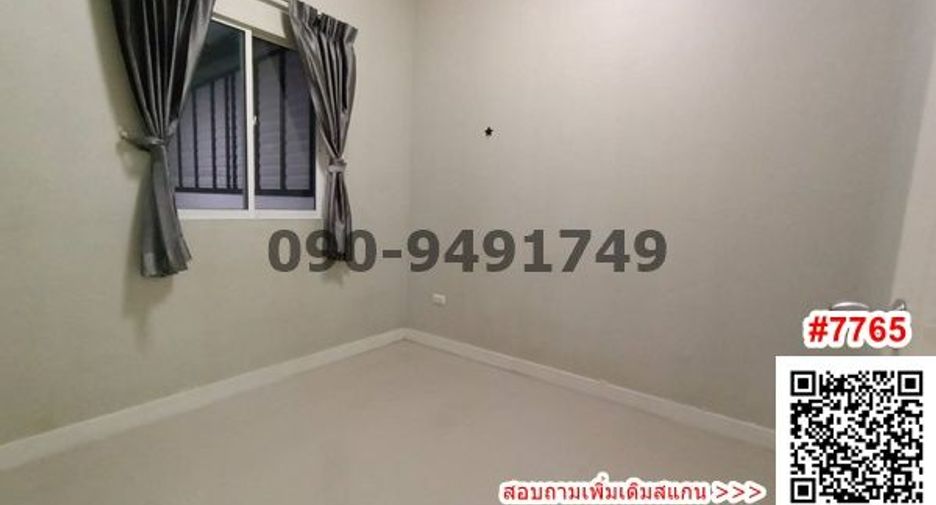For rent 4 bedrooms townhouse in Krathum Baen, Samut Sakhon
