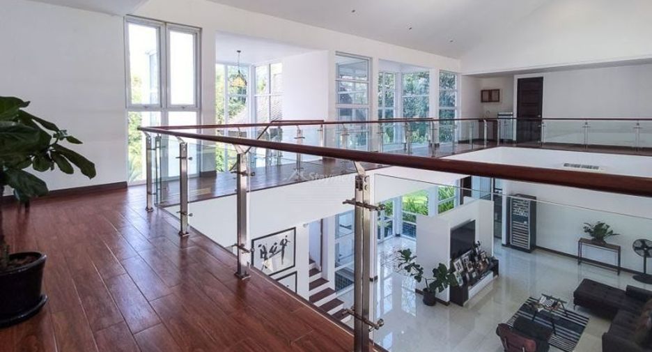 Villa en alquiler y en venta de 4 habitaciones en Mae Rim, Chiang Mai