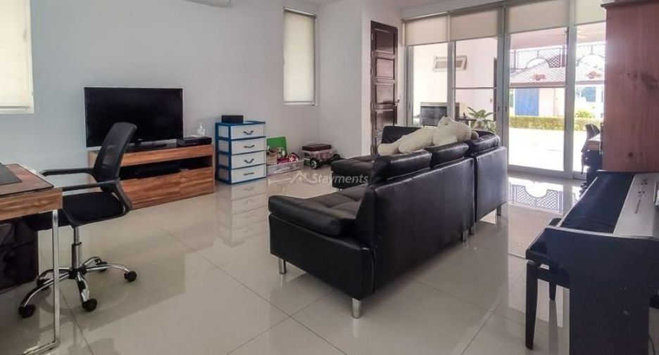 Villa en alquiler y en venta de 4 habitaciones en Mae Rim, Chiang Mai