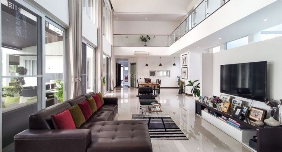 Villa en alquiler y en venta de 4 habitaciones en Mae Rim, Chiang Mai