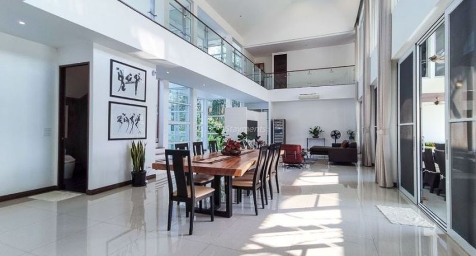 Villa en alquiler y en venta de 4 habitaciones en Mae Rim, Chiang Mai