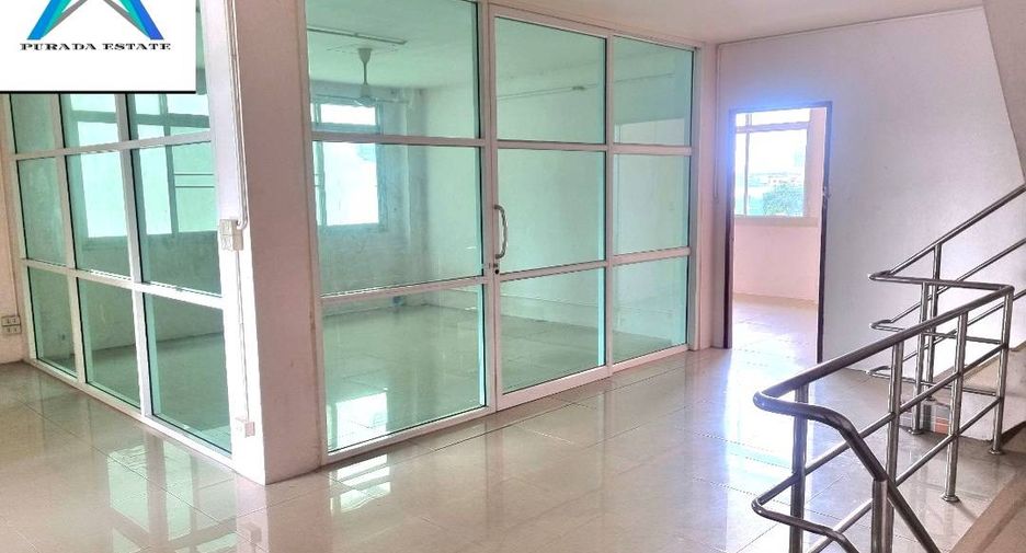 For sale 4 bed retail Space in Thawi Watthana, Bangkok