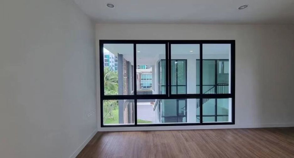 À vendre 4 chambres maison à Sattahip, Chonburi