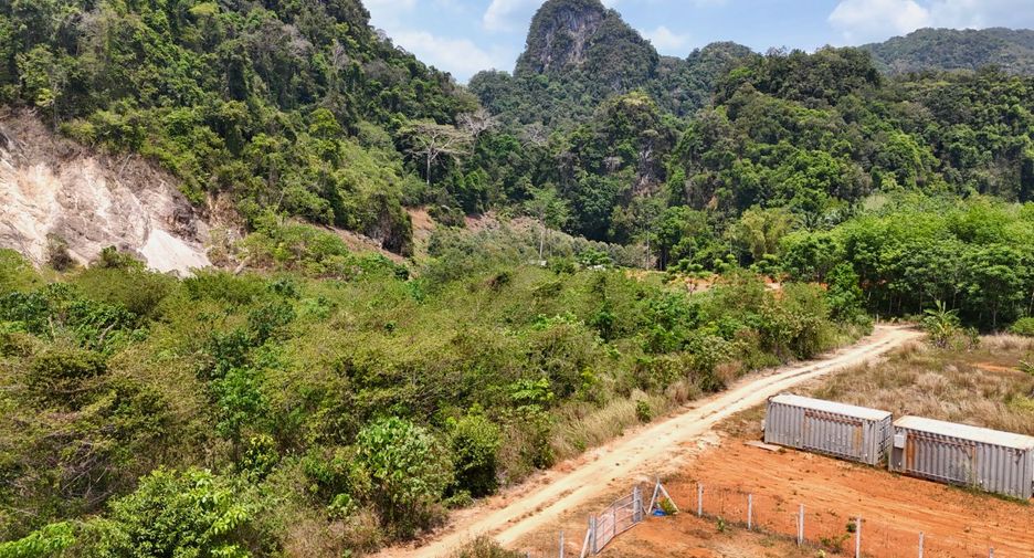 À vendre terrain à Mueang Krabi, Krabi