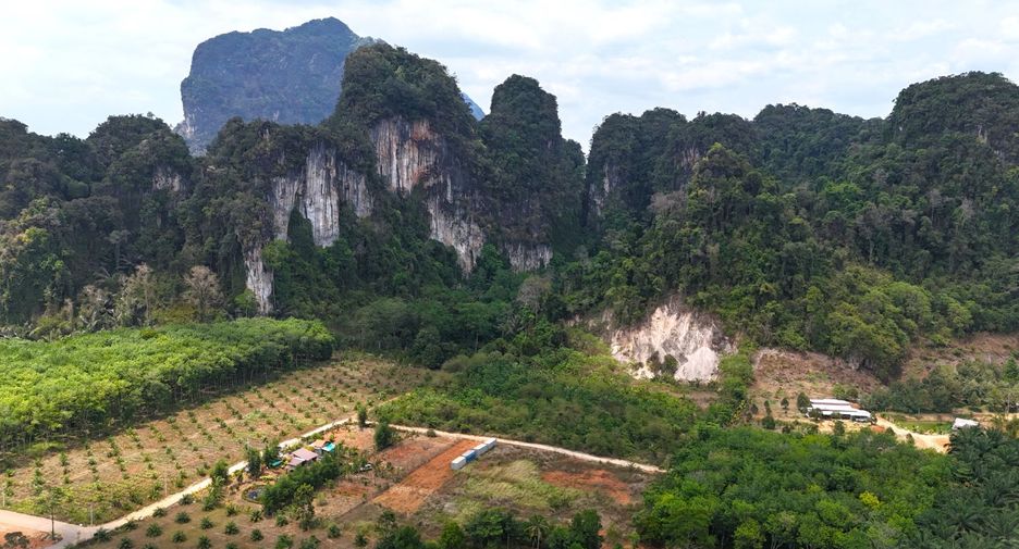 À vendre terrain à Mueang Krabi, Krabi