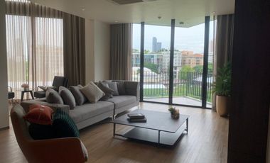 Condo en alquiler de 3 habitaciones en Watthana, Bangkok