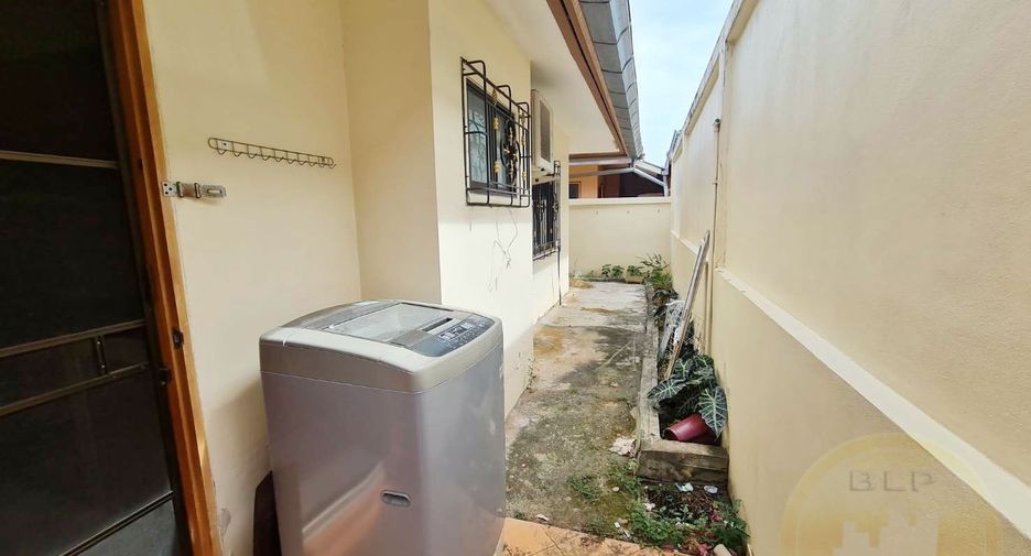 Casa en alquiler y en venta de 3 habitaciones en Bang Lamung, Chonburi