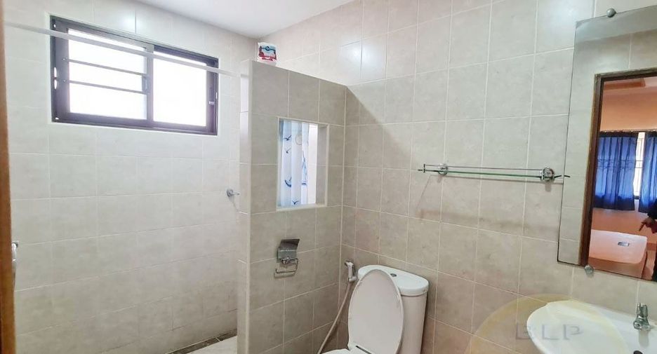 Casa en alquiler y en venta de 3 habitaciones en Bang Lamung, Chonburi
