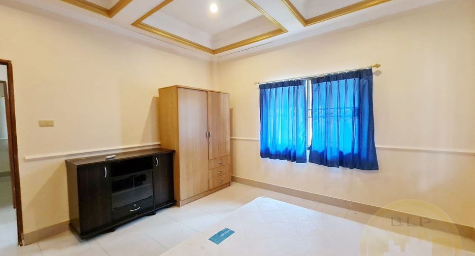 Casa en alquiler y en venta de 3 habitaciones en Bang Lamung, Chonburi