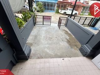 For sale 3 bed townhouse in Ban Pong, Ratchaburi