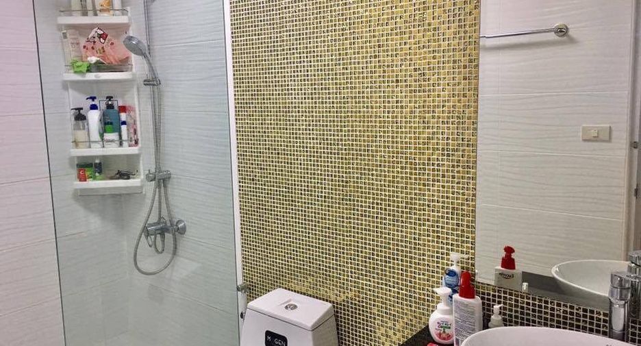 Продажа 3 спальни кондо в Щаттхана, Бангкок