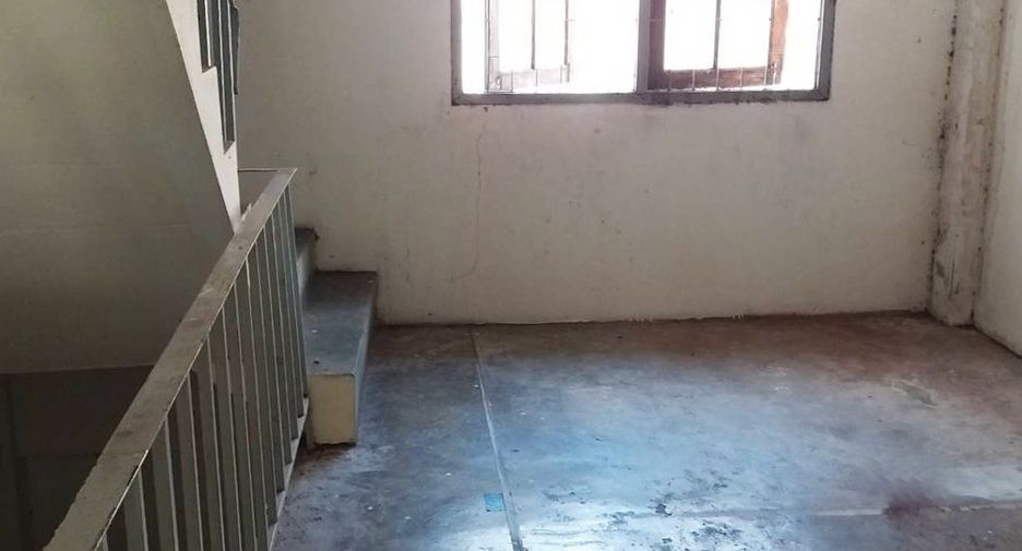 For rent 1 bed retail Space in Bang Khae, Bangkok