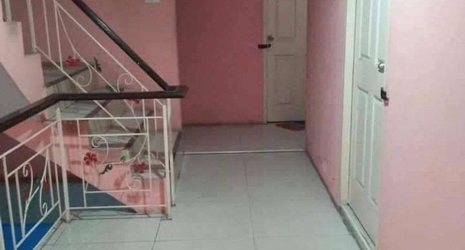 For sale 19 Beds apartment in Mueang Nakhon Pathom, Nakhon Pathom