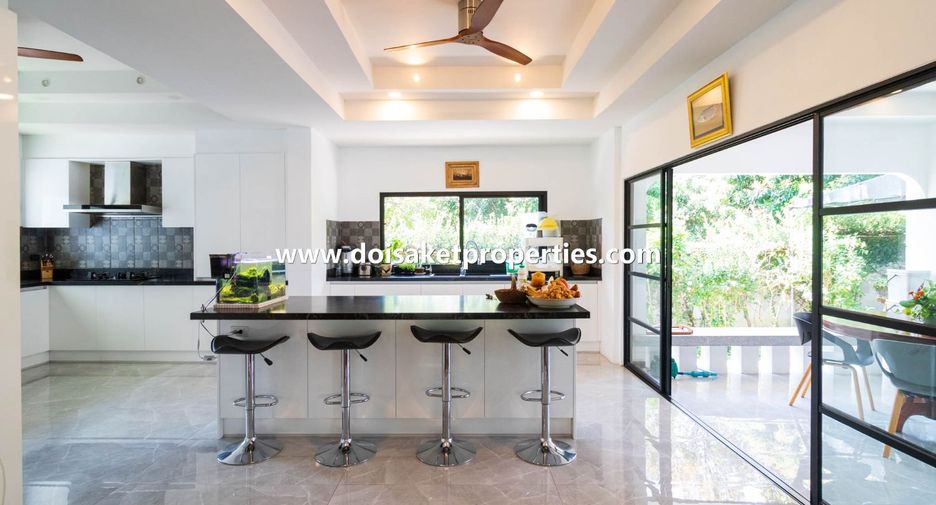 出售 5 卧室 独立屋 在 Doi Saket, Chiang Mai