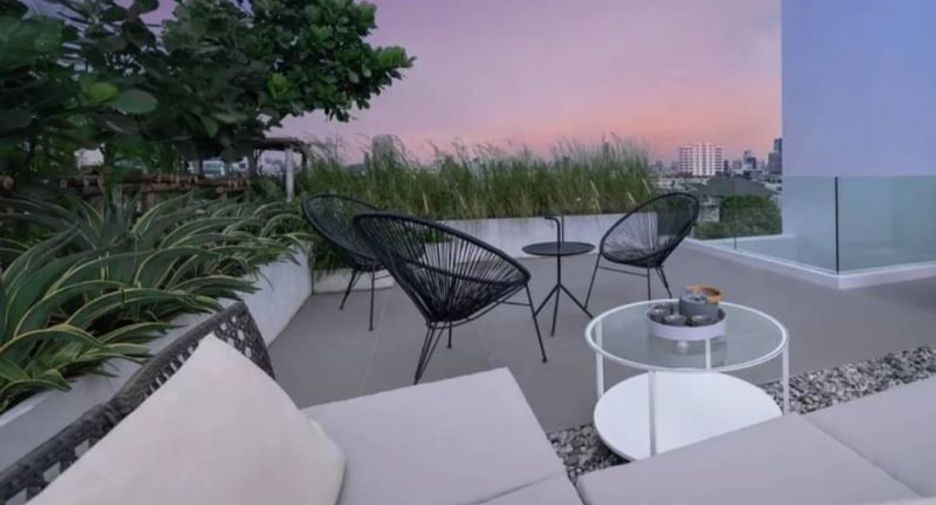 Haus zum Kauf mit 4 Zimmer in Phaya Thai, Bangkok