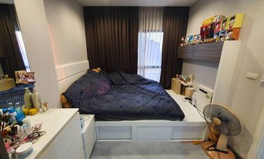 Wohnung zur Miete und zum Kauf mit 1 Zimmer in Khlong San, Bangkok