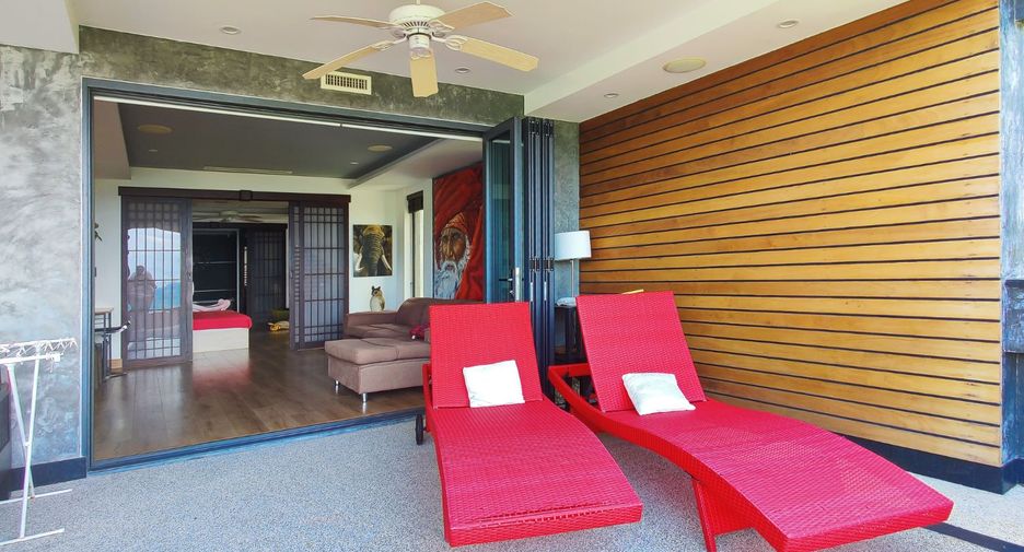 For sale 3 bedrooms condo in Mueang Phuket, Phuket