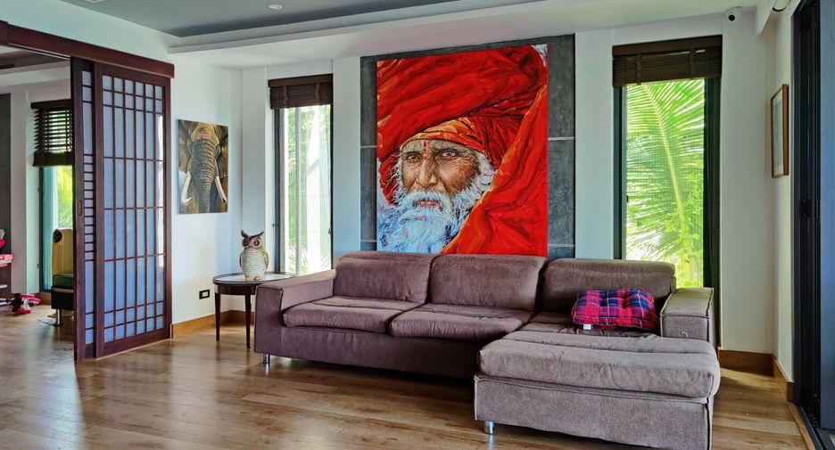 For sale 3 bedrooms condo in Mueang Phuket, Phuket