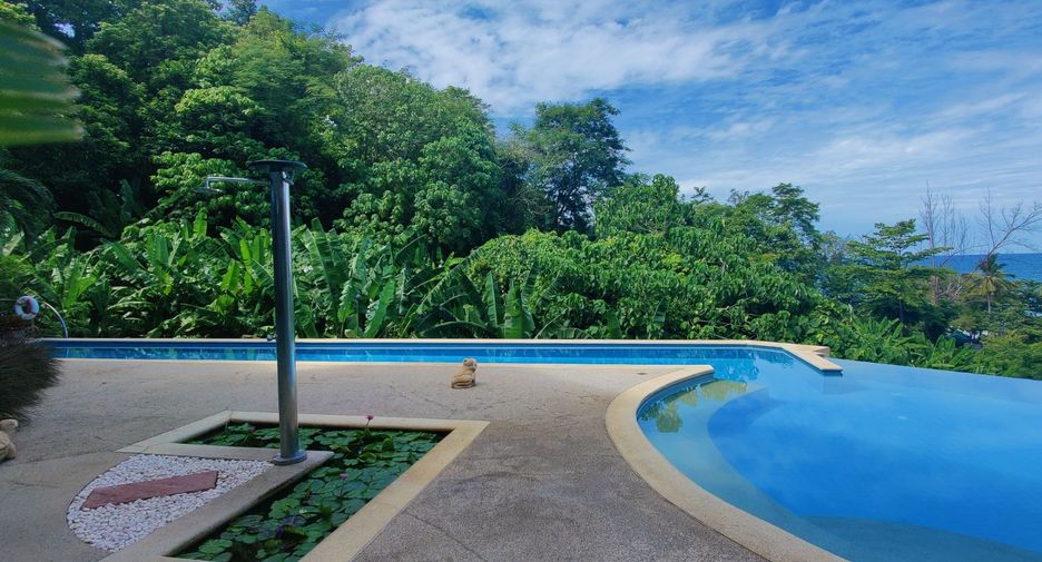 For sale 3 bedrooms condo in Mueang Phuket, Phuket