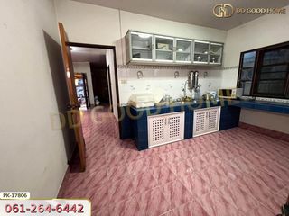 For sale 3 bedrooms house in Mueang Phetchaburi, Phetchaburi