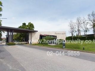 For sale 3 bedrooms house in Mueang Nakhon Pathom, Nakhon Pathom