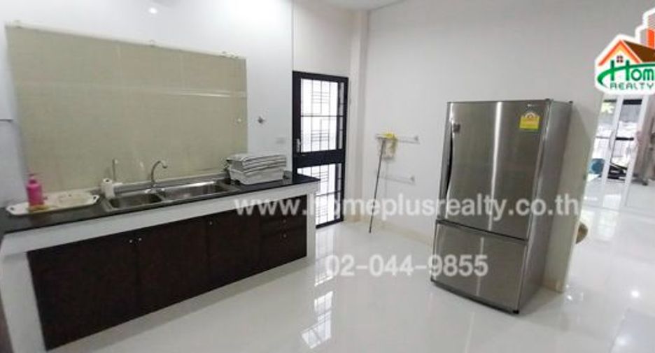 出售 3 卧室 独立屋 在 Mueang Nakhon Pathom, Nakhon Pathom