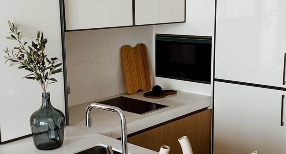 For rent and for sale 1 bed condo in Khlong Toei, Bangkok
