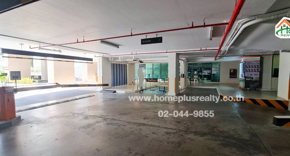 À vendre 2 chambres condo à Phra Khanong, Bangkok