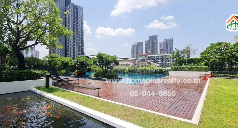 À vendre 2 chambres condo à Phra Khanong, Bangkok
