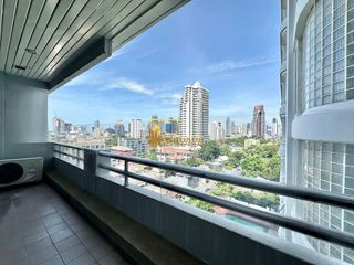 Apartamento en alquiler de 2 habitaciones en Watthana, Bangkok