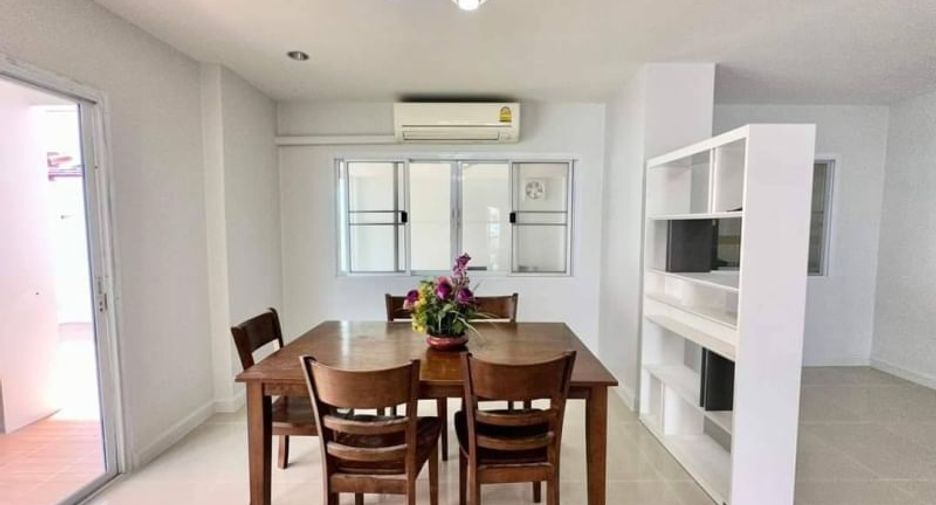 For sale 4 Beds house in Si Racha, Chonburi