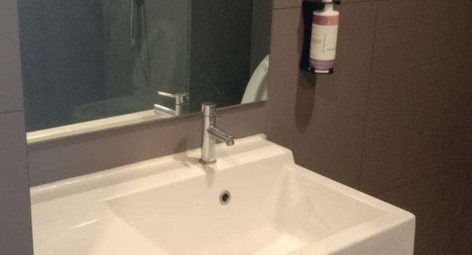 Condo en alquiler y en venta de 1 habitaciones en Watthana, Bangkok