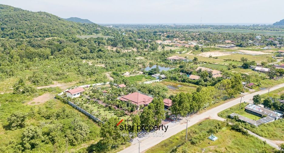 For sale 3 bedrooms villa in Sam Roi Yot, Prachuap Khiri Khan