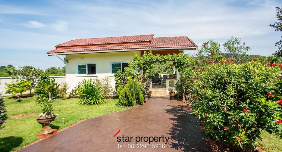 For sale 3 bedrooms villa in Sam Roi Yot, Prachuap Khiri Khan
