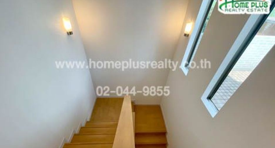For sale 3 bedrooms house in Khan Na Yao, Bangkok