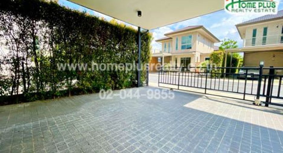 For sale 3 bedrooms house in Khan Na Yao, Bangkok