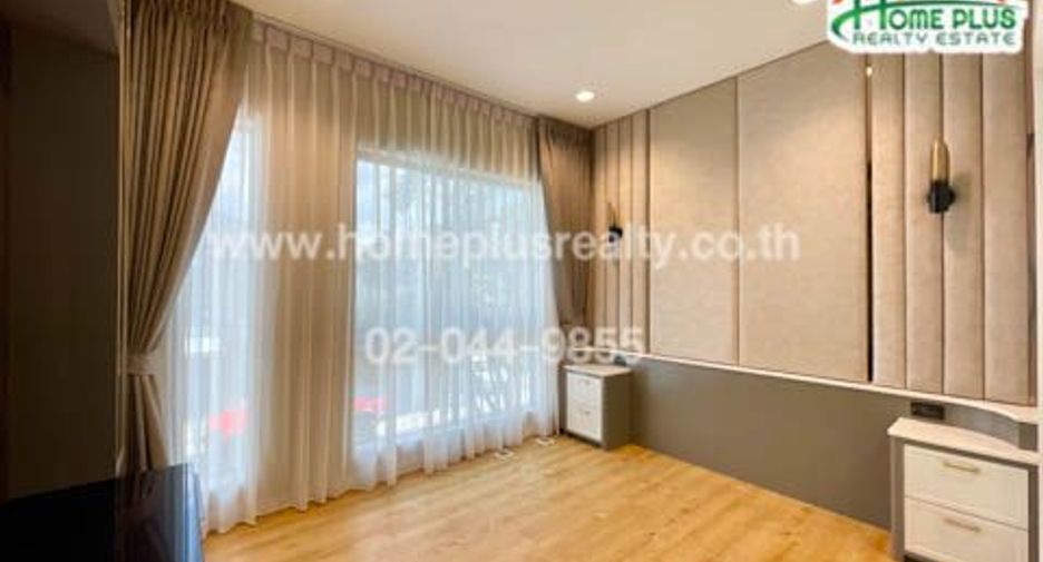 For sale 3 bedrooms house in Khan Na Yao, Bangkok