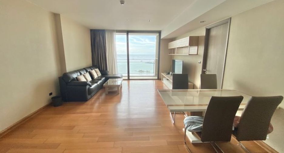 For rent 2 bedrooms condo in Si Racha, Chonburi
