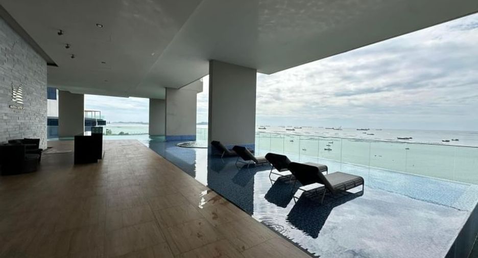 For rent 2 bedrooms condo in Si Racha, Chonburi