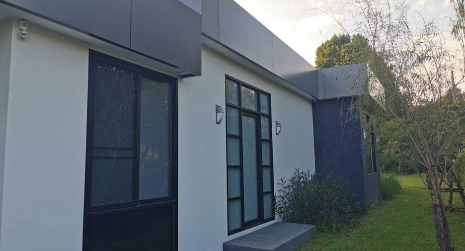 For rent and for sale 3 bedrooms villa in Hang Dong, Chiang Mai