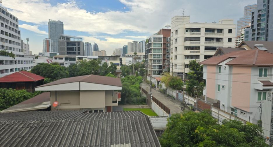 À louer 2 chambres condo à Phaya Thai, Bangkok