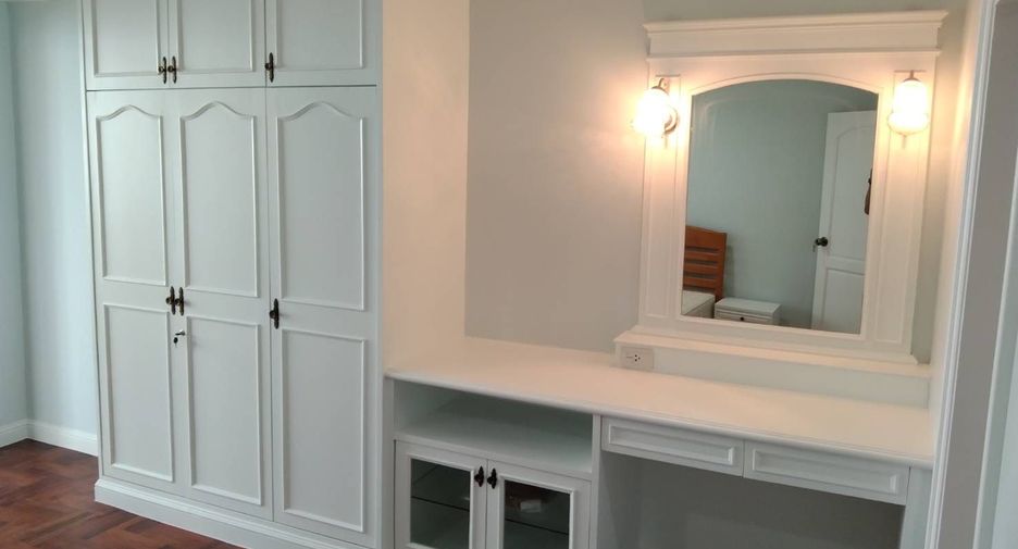 For sale 3 bedrooms condo in Cha Am, Phetchaburi